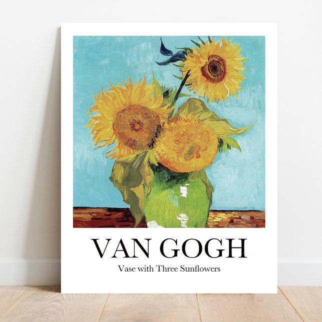 Póster Vase con tres girasoles de Vincent Van Gogh (Van Gogh Sunflowers Poster: Bold colors, 3 vibrant sunflowers in vase. )