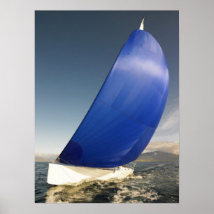 Póster Velero que inclina en viento