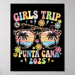 Póster Verano de Viaje de Chicas Groovy Punta Cana 2025
