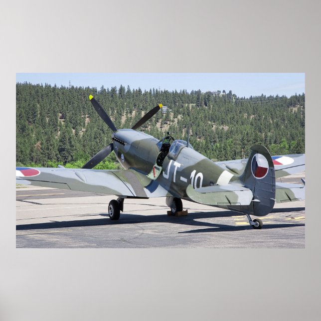 PÓSTER VICKERS SPITPFIRE EN PARADA (Frente)