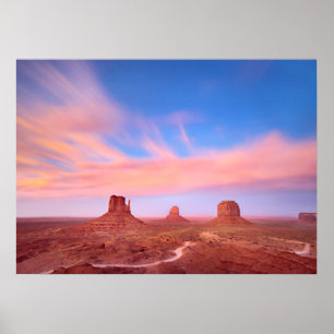 Póster Vientos fuertes sobre el valle del desierto