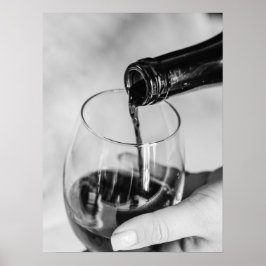 Póster Vino Pour Elegante Vidrio y Botella de Cierre
