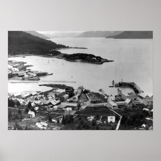 Póster Vista de la ciudad de Wrangell, Fotografía de Alas (Frente)