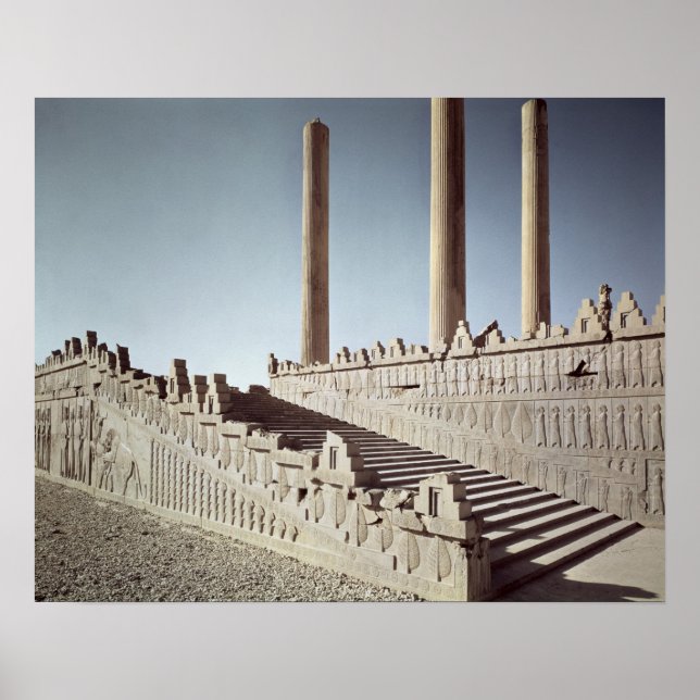 Póster Vista de la escalera este de la Apadana (Frente)