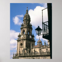 Vista de la Torre del Reloj en la esquina de