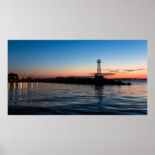 Póster Vista De Montevideo En Dawn, Uruguay (Frente)