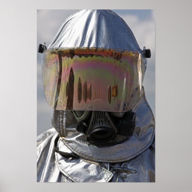 Póster Vista de primer plano de un bombero (Frente)