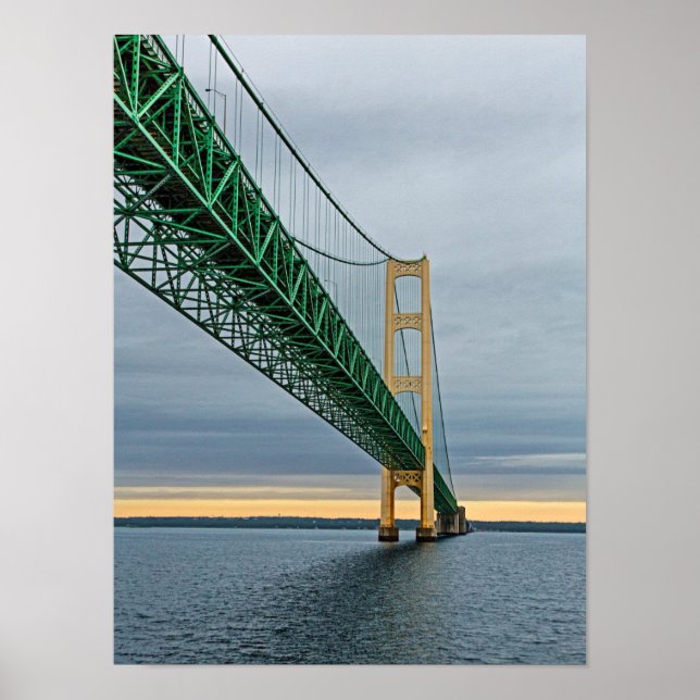 Póster Vista del puente Mackinac desde el lago Michigan 2 (Frente)