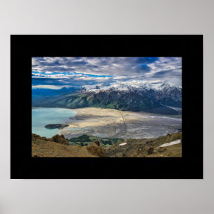 Póster Vista del río Slims y la montaña