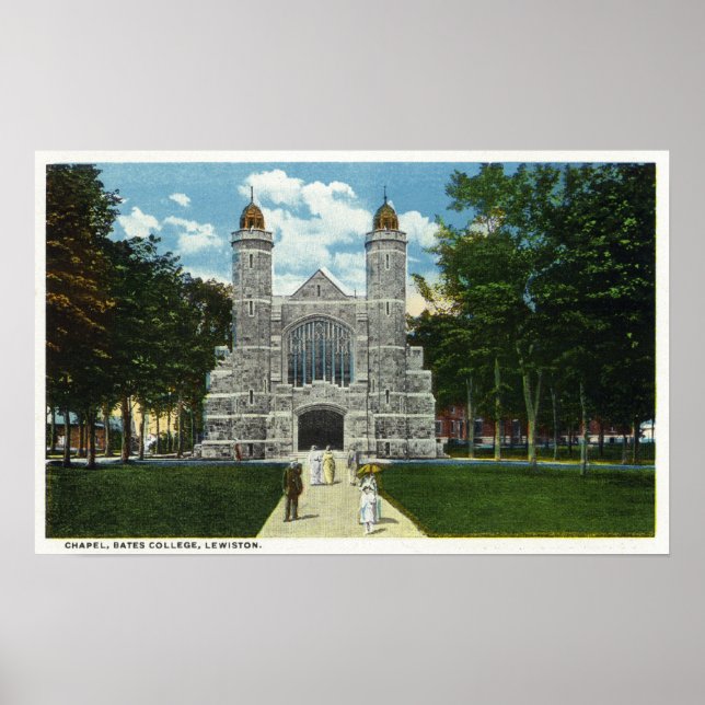 Póster Vista exterior de la capilla de Bates College (Frente)