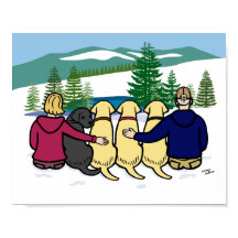 Vista invernal de cuatro labradores y padres