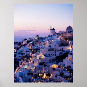 Póster Vista nocturna de casas de cuevas tradicionales de