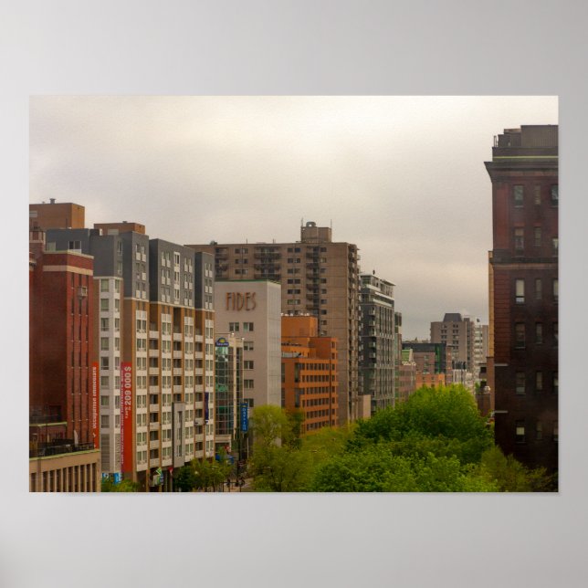 Póster Vista panorámica de los edificios en Montreal, Can (Frente)