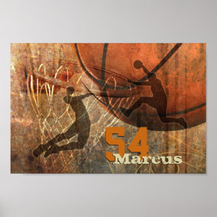 Póster volando hacia el pedazo de baloncesto de los hombr