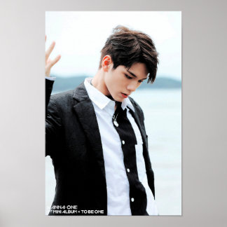 Póster WANNA ONE Ong Seongwoo quema el Poster