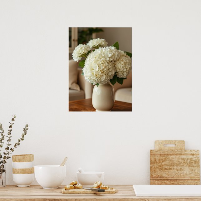 Póster White Hydrangea Bouquet in Vase – Elegant Floral (Cocina)