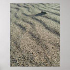 Póster Wind shapes sand ripples, around smooth pebbles
