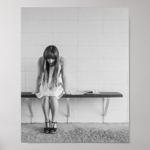 Póster Worried Girl