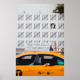 PÓSTER YELLOW CAB IN FRONT OF WHITE PAINTED WALL