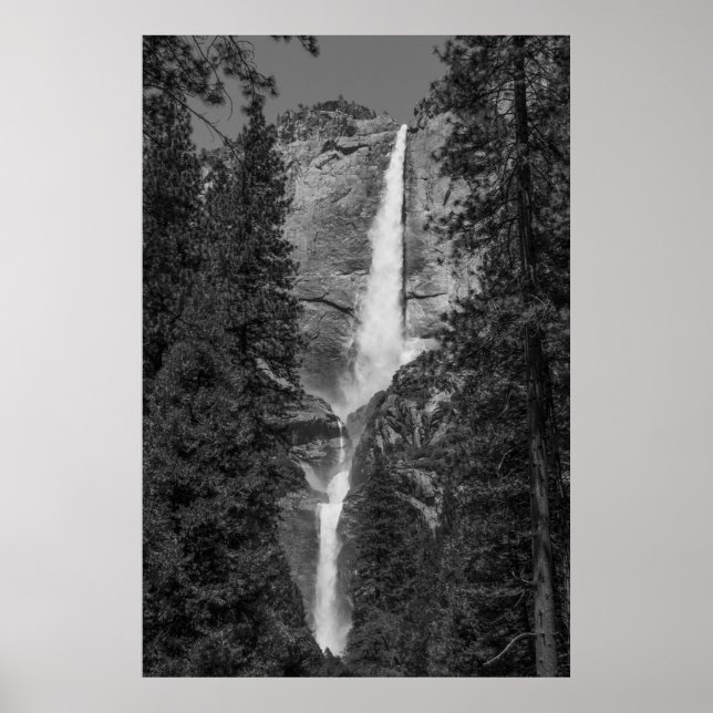 Póster Yosemite inferior superior cae en blanco y negro (Frente)