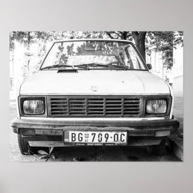 Póster Yugo, viejo equipaje de auto yugoslaviano (Frente)