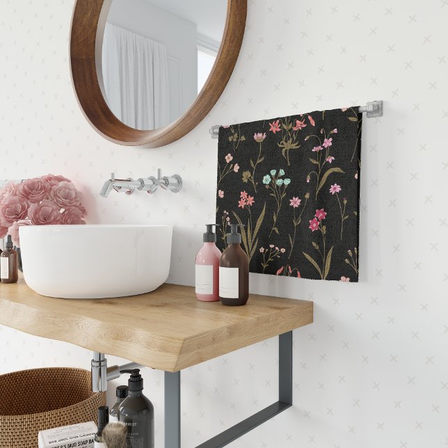 Prado Rústico de Flores Silvestres Dibujado a Mano (Subido por el creador)