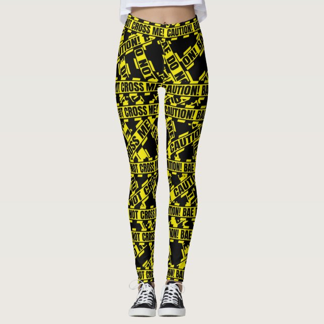 Precaución Bae No me cruzan las leggings de diseño (Anverso)