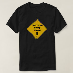 Precaución: Camiseta del topetón a continuación