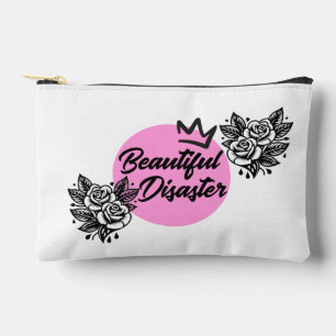 preciosa bolsa de maquillaje para desastres