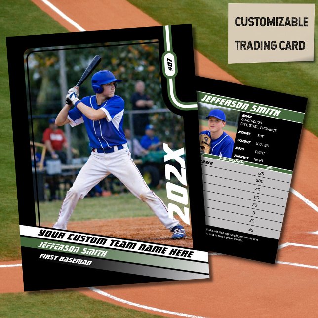 Presentación Tarjeta de regalo verde personalizada de jugador d (Baseball Player Trading Card in Black with Custom Team Name and Green White Elements)