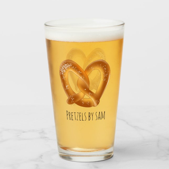 Pretzel suave con sal (Anverso (lleno))