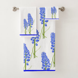 Primavera de la tierra en un juego de toallas de b