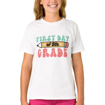 Primer Día De La Camiseta De 5º Grado De La Escuel