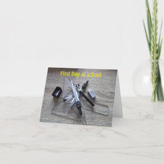 Primer día en la tarjeta escolar