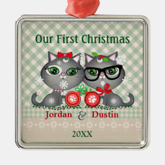 Primer ornamento del navidad de los gatos de