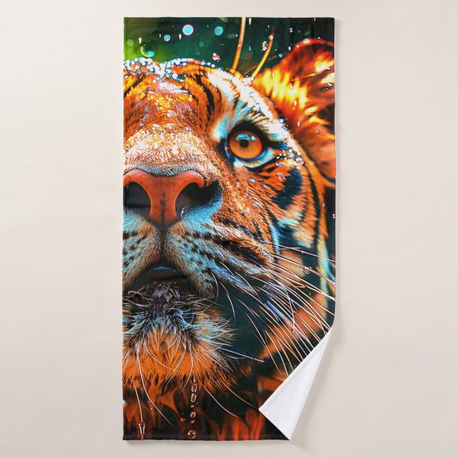 Primer plano de la cara intensa de un tigre (Toalla de baño)