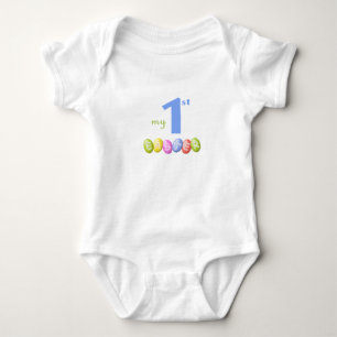 Primera camisa de Pascua del bebé con los huevos