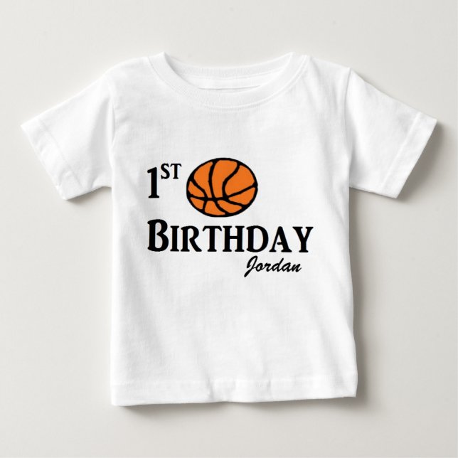 Primera camisa del cumpleaños del baloncesto de (Anverso)
