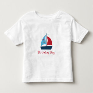 Primera camiseta del barco de vela del cumpleaños