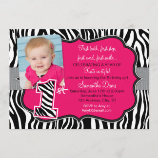 Primera invitación del cumpleaños del estampado de