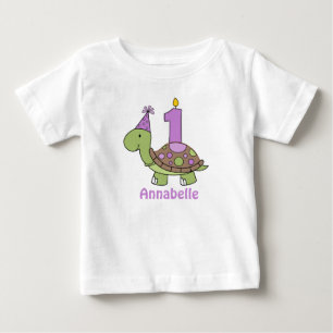 Primera púrpura de la camiseta del cumpleaños de