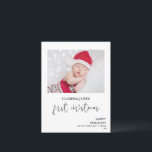 Primera tarjeta fotográfica de caligrafía de Navid<br><div class="desc">Primera caligrafía navideña Foto postal Foto moderna única foto en la primera tarjeta postal navideña con una moderna caligrafía en monolina palabra primera Navidad y pequeño dibujo de árbol de Navidad. El saludo de tus Navidades aparece en la parte de atrás. Esta moderna primera tarjeta postal de Navidad es una...</div>