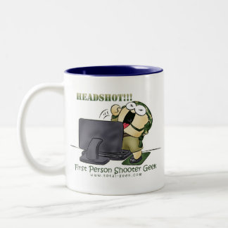 primera taza combinada de la pistola de la persona