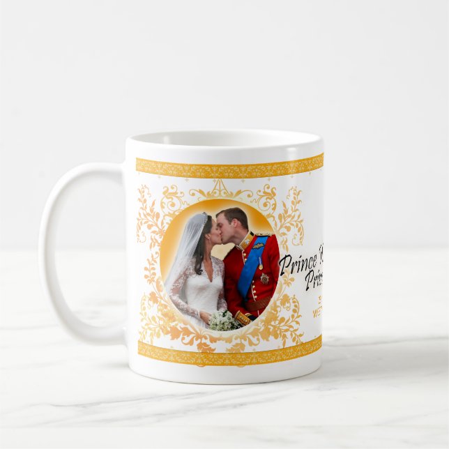 Príncipe Guillermo y taza del beso de la boda de (Izquierda)