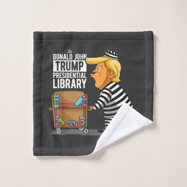 Prison Trump Presidential Library (Toallita)
