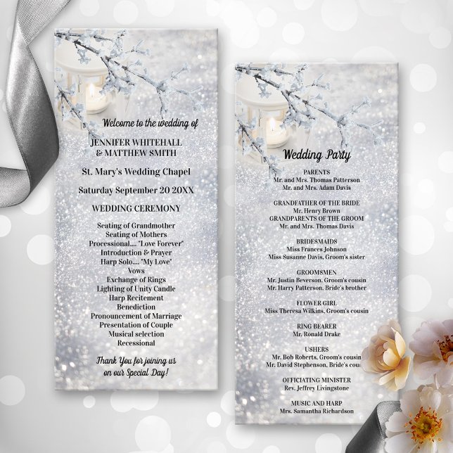 Programa Boda de invierno con una nieve brillante (Elegant wedding program with a candle lit lantern in sparkling snow. Beautiful for a winter wedding.)