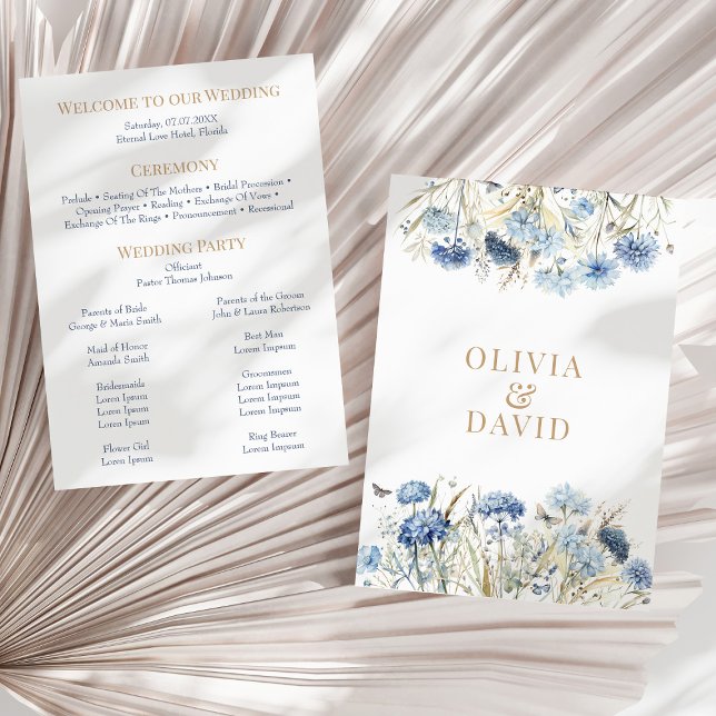 Programa Boho de Boda de Flor Silvestre Azul (Boho French Blue Wildflower Meadow Wedding Program on a sunny neutral dry palm leaf.)
