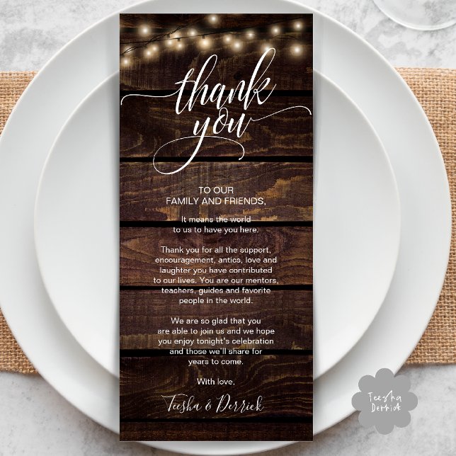 Programa Cena Rústica Boda Gracias por cambiar la carta (Rustic Wedding Dinner Thank you Place Setting Card in cottage dark brown wood string lights)