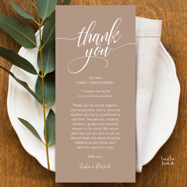 Programa Configuración del lugar de la cena de ensayo - Gra (Modern Script Wedding Guest Dinner Reception Brunch Lunch Thank You Card in Warm Chic Taupe Brown)