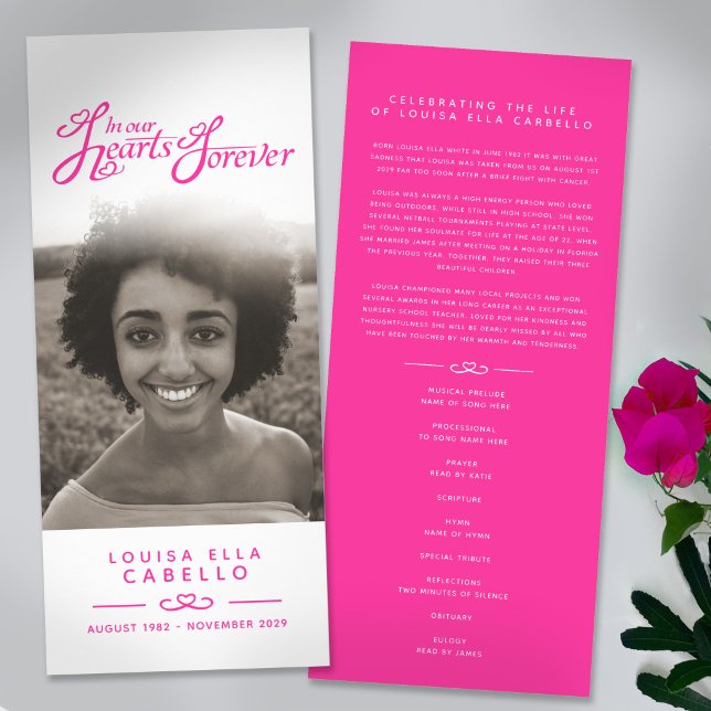 Programa de funeral en nuestros corazones blanco y (Subido por el creador)